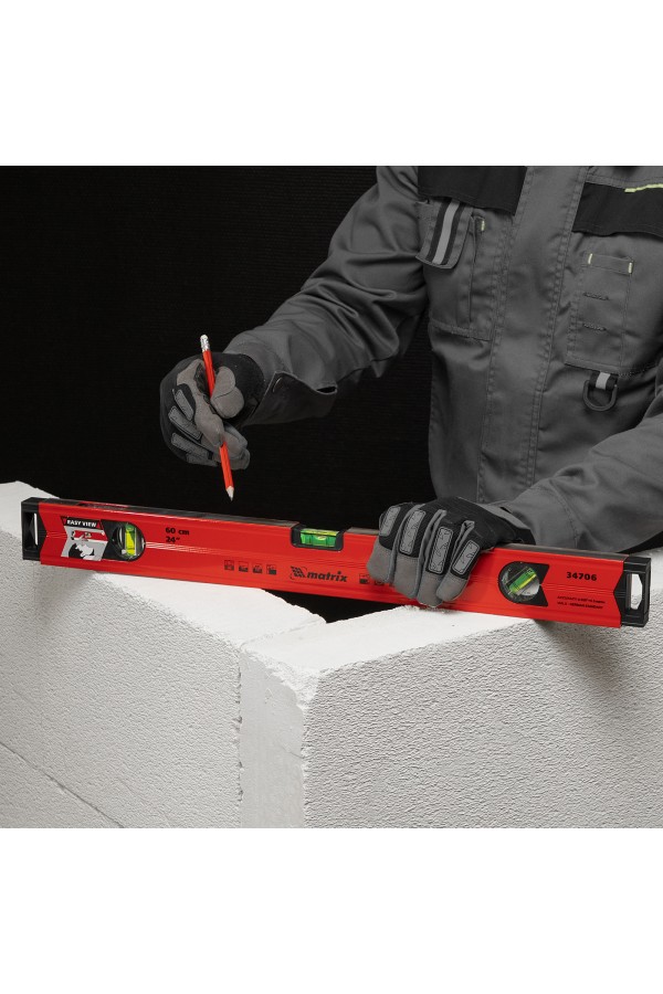 Уровень алюминиевый магнитный, 600 мм, фрезерованный, 3 глазка (1 зеркальный) усиленный Matrix