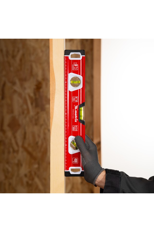 Уровень алюминиевый, магнит, фрезерованный, 3 глазка (1 зеркальный) 400 мм Matrix