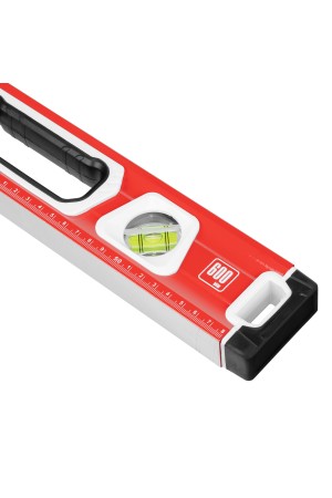 Уровень алюминиевый, магнит, фрезерованный, 3 глазка (1 зеркальный), двухкомпонентные рукоятки, 600 мм Matrix