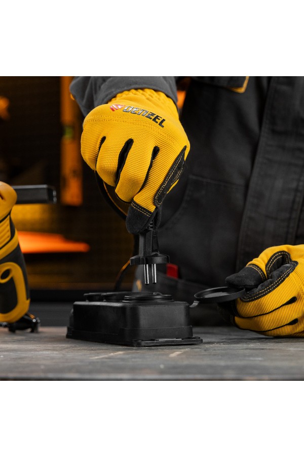 Удлинитель-шнур силовой Top Series, КГТТ, 10 м, 3 розетки, 3 x 1,5 мм Denzel