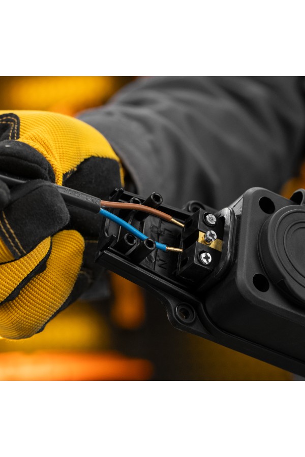 Шнур сетевой Energy Series, ПВС, 3 м, 2 x 1,5 мм, с неразборной вилкой, черный, Denzel