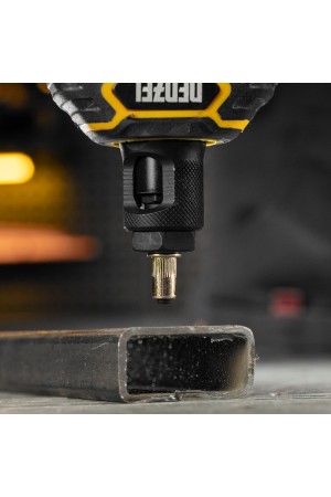 Заклепки резьбовые, стальные, оцинкованные, М5, пластиковый кейс, 100 шт. Denzel