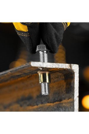 Заклепки резьбовые, стальные, оцинкованные, М8, пластиковый кейс, 40 шт. Denzel