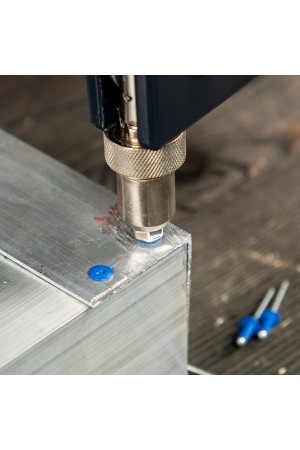 Заклепки 4.0 х 10 мм RAL 5005, синие, 50 шт Matrix