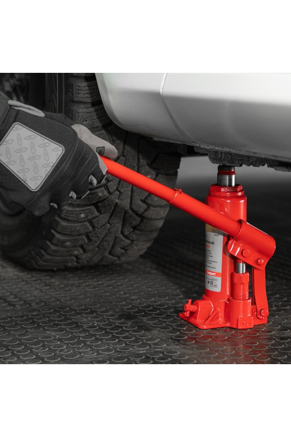 Домкрат гидравлический бутылочный, 4 т, h подъема 180–320 мм Sparta Compact