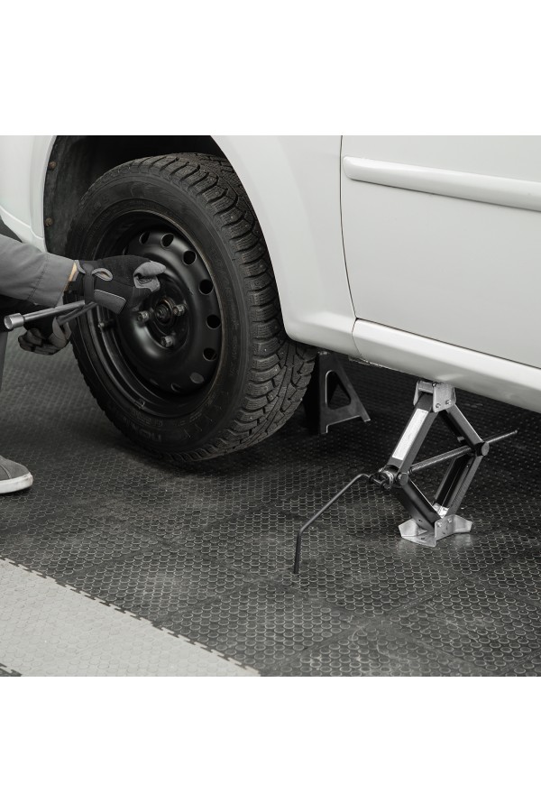 Домкрат ромбический винтовой универсальный ТУ 5.16-469-0213-04, 1,5 т, 105-375 мм Россия