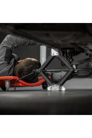 Домкрат ромбический винтовой универсальный ТУ 5.16-469-0213-04, 1,5 т, 105-375 мм Россия