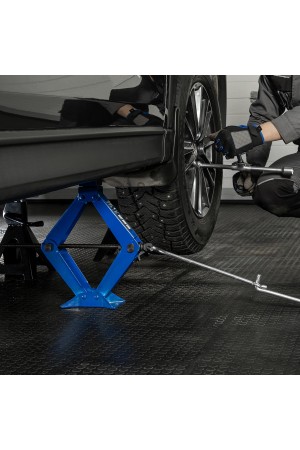 Ромбовый домкрат, 2 т, 110-390 мм Stels