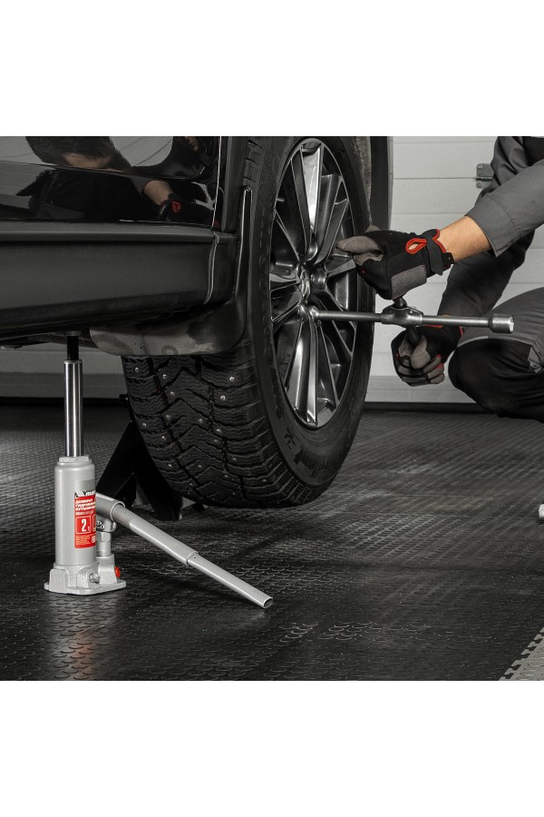 Домкрат гидравлический бутылочный, 2 т, высота подъема 181-345 мм Matrix