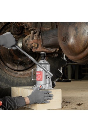 Домкрат гидравлический бутылочный, 20 т, высота подъема 242-452 мм Matrix