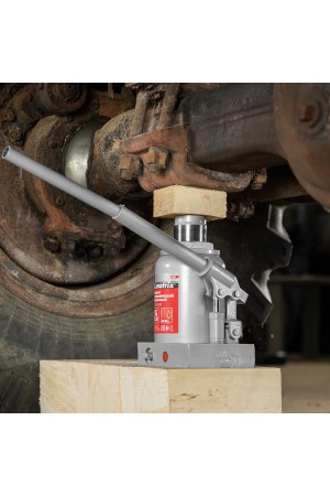 Домкрат гидравлический бутылочный, 25 т, высота подъема 230-360 мм Matrix