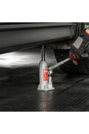 Домкрат гидравлический бутылочный, 2 т, высота подъема 181-345 мм, в пластиковый кейсе Matrix