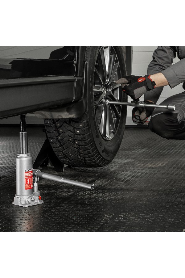 Домкрат гидравлический бутылочный, 3 т, высота подъема 194-372 мм, в пластиковый кейсе Matrix