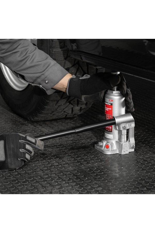 Домкрат гидравлический бутылочный, 4 т, высота подъема 194-372 мм, в пластиковый кейсе Matrix