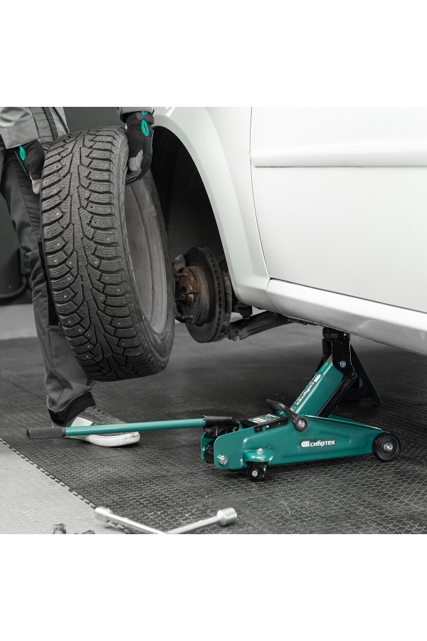 Домкрат гидравлический подкатной, 2 т, 127-330 мм, в пласт. кейсе Сибртех