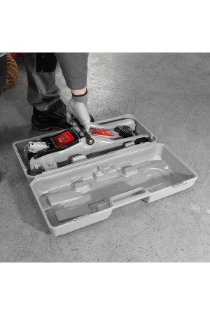 Домкрат гидравлический подкатной 2 т в пластиковом кейсе 85-330 мм. Low Profile Matrix