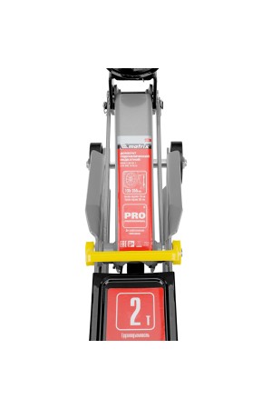 Домкрат гидравлический подкатной, 2 т, высота подъема 135-355 мм Matrix