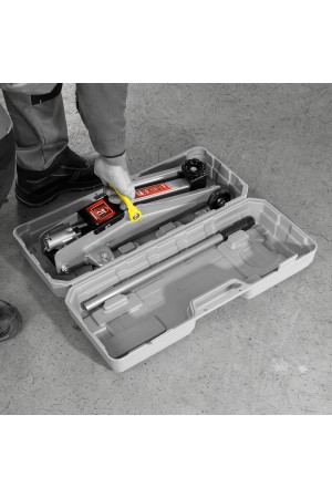 Домкрат гидравлический подкатной, 2 т, высота подъема 135-385 мм, в пластиковый кейсе Matrix