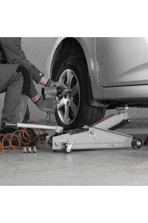 Домкрат гидравлический подкатной, 3 т, высота подъема 130-410 мм, поворотная ручка Matrix