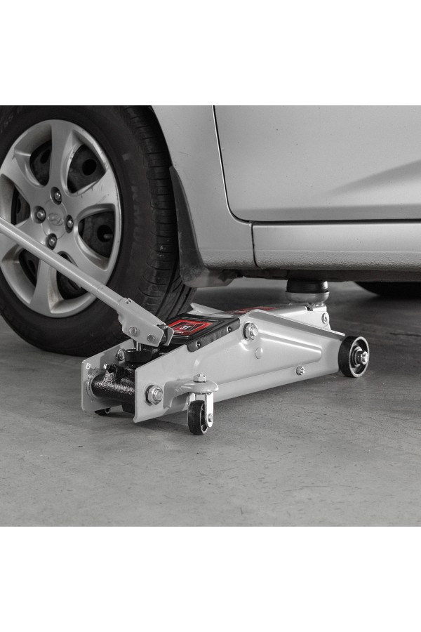 Домкрат гидравлический подкатной, 3 т, высота подъема 130-410 мм, поворотная ручка Matrix