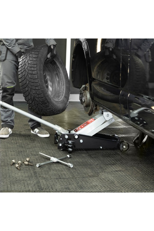 Домкрат гидравлический подкатной, 3 т, высота подъема 140-520 мм Matrix