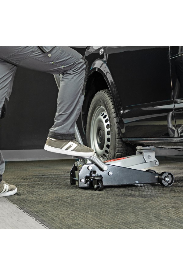 Домкрат гидравлический подкатной, 3.5 т, высота подъема 145-490 мм, с педалью Matrix