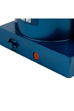 Домкрат гидравлический бутылочный, 30 т, H подъема 240-370 мм Stels