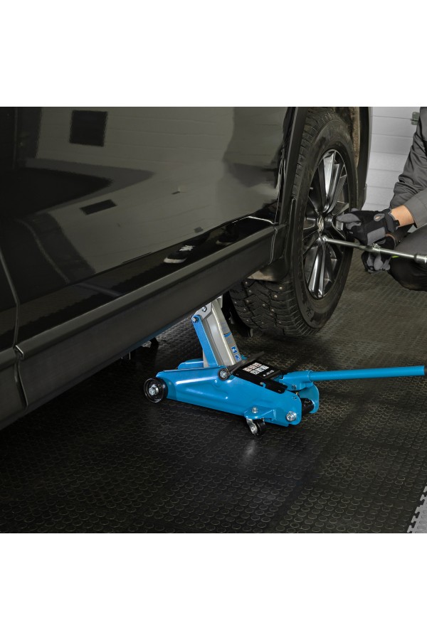 Домкрат гидравлический подкатной, 2 т, h подъема 140-340 мм Stels