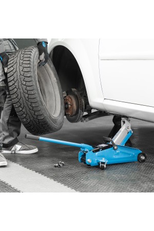 Домкрат гидравлический подкатной, 2 т, h подъема 140-340 мм, в кейсе Stels