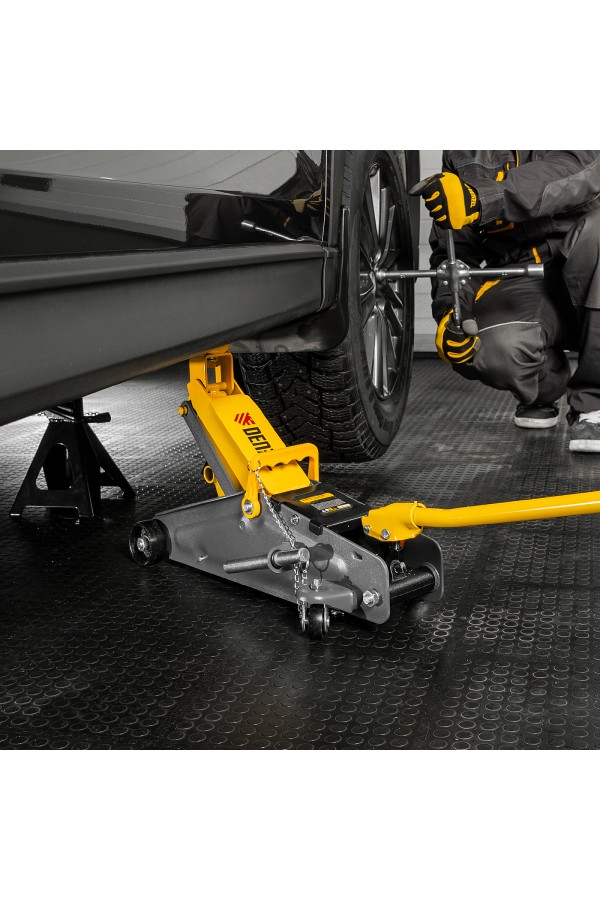 Домкрат гидравлический подкатной с фиксатором, 2,8 т, 135-385 мм Denzel