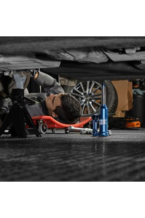 Домкрат гидравлический бутылочный, 2 т, h подъема 178-338 мм, в пластиковом кейсе Stels