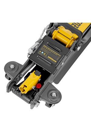 Домкрат гидравлический подкатной с фиксатором, 2,5 т,  85-385 мм, в пласт. кейсе Denzel