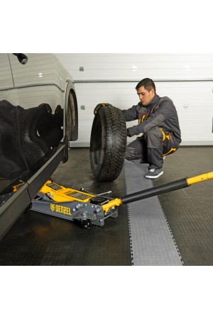 Домкрат гидравлический подкатной, 2/3 т, 98-770 мм, быстрый подъем, низ. подхват, проф, SUV Denzel