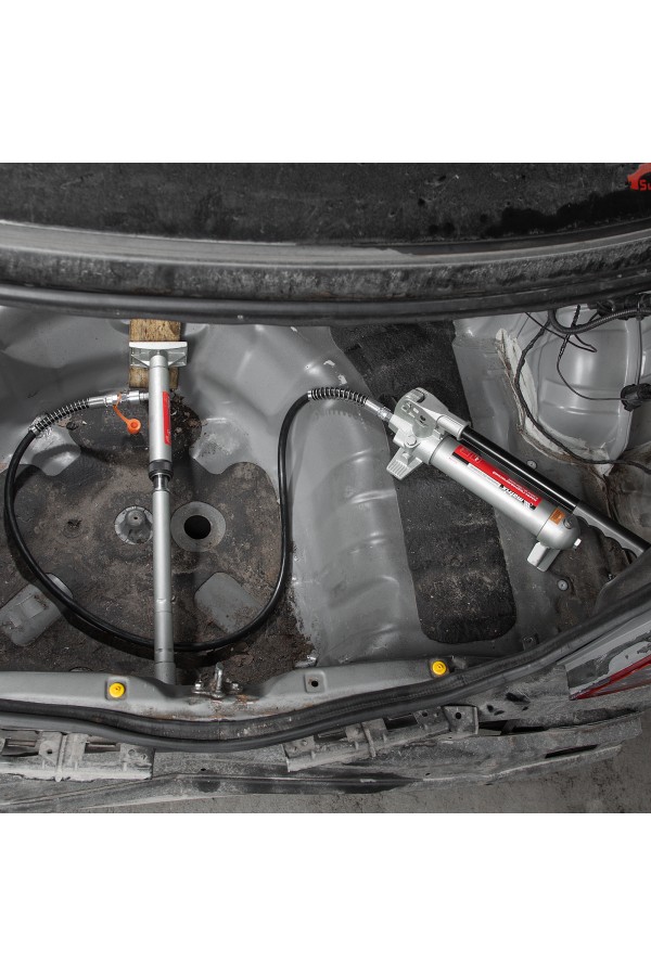 Растяжка гидравлическая, 4 т, набор из 17 предметов, 7 сменных насадок, в пластиковом кейсе Matrix