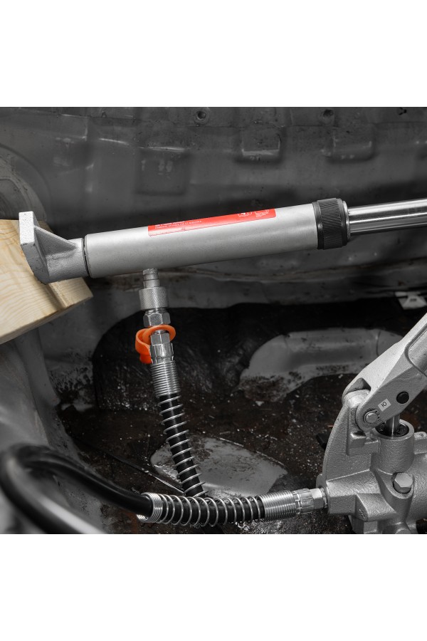 Растяжка гидравлическая, 4 т, набор из 17 предметов, 7 сменных насадок, в пластиковом кейсе Matrix