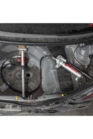 Растяжка гидравлическая, 10 т, набор из 17 предметов, 7 сменных насадок, в пластиковом кейсе Matrix