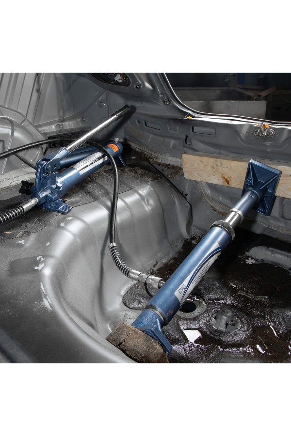 Растяжка гидравлическая, 10 т, набор из 17 предметов, 7 сменных насадок, в пластиковом кейсе Stels