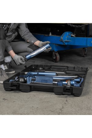 Растяжка гидравлическая, 10 т, набор из 17 предметов, 7 сменных насадок, в пластиковом кейсе Stels