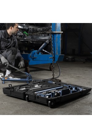 Растяжка гидравлическая, 10 т, набор из 17 предметов, 7 сменных насадок, в пластиковом кейсе на колесах Stels