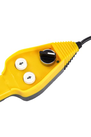 Лебедка автомобильная электрическая LB-2000, 2.2 т, 3.2 кВт, 12 В Denzel