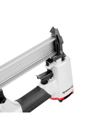 Нейлер пневматический для гвоздей от 10 до 32 мм Matrix