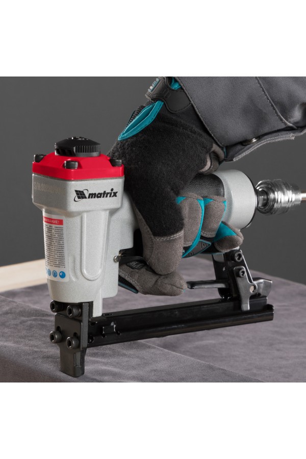 Степлер пневматический для прямоугольных скоб от 6 до 13 мм Matrix