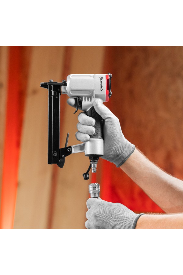 Степлер пневматический для прямоугольных скоб от 10 до 22 мм Matrix