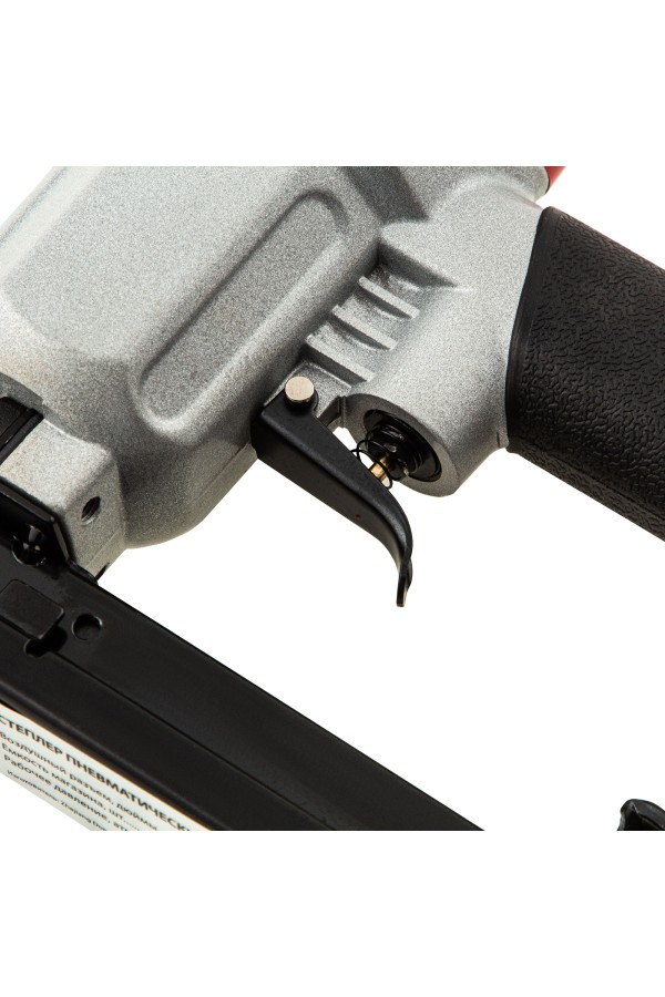 Степлер пневматический для прямоугольных скоб от 10 до 22 мм Matrix