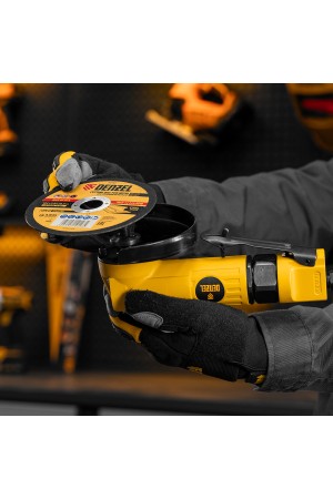 Пневматическая углошлифовальная машина AG125, 11000 об/мин, 125 мм, 186 л/мин Denzel