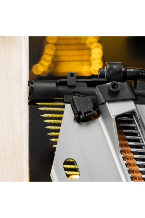 Гвозди для пнев. нейлера (оцинк.), длина - 90 мм, диам. - 3,05 мм, 2000 шт. Denzel