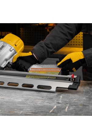 Гвозди для пнев. нейлера (оцинк.), длина - 90 мм, диам. - 3,05 мм, 2000 шт. Denzel