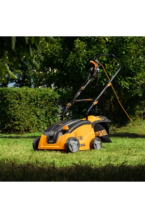 Скарификатор-аэратор  электрический SAE-1500, 1500 Вт, -11/+5 мм, 32 cм Denzel