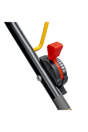 Скарификатор-аэратор бензиновый SAG-400, 212 см3, -15/+10 мм, 40 см Denzel