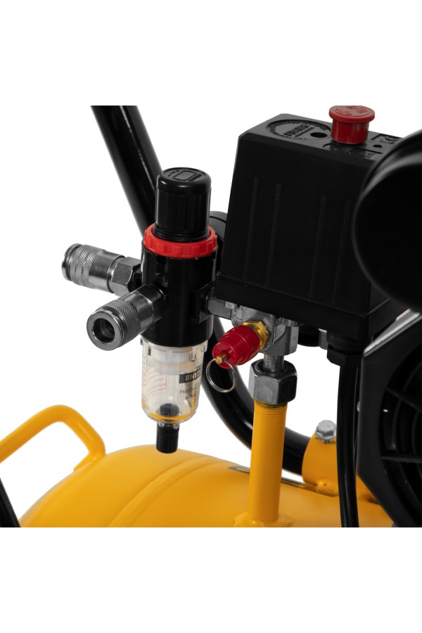 Компрессор безмасляный, малошумный DLS 1800/100,1800 Вт, 3x600, 100 л, 345 л/мин Denzel